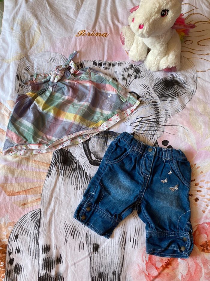Ensemble haut et pantacourt en jeans, taille 9 mois, marque Vertbaudet et Sergent Major.