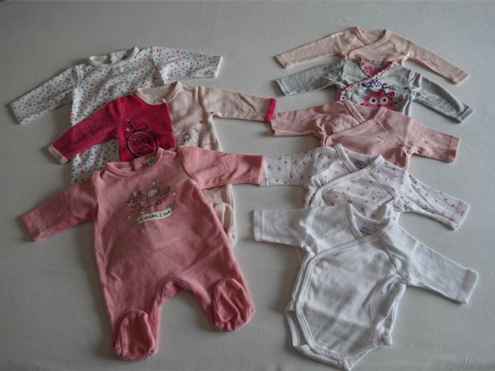 Lot 0m (Naissance) : 3 Pyjamas velours fantaisies + 5 Bodies ML - photo numéro 1