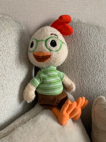 Peluche ou doudou poulet/coq Chicken Little Cobico Disney