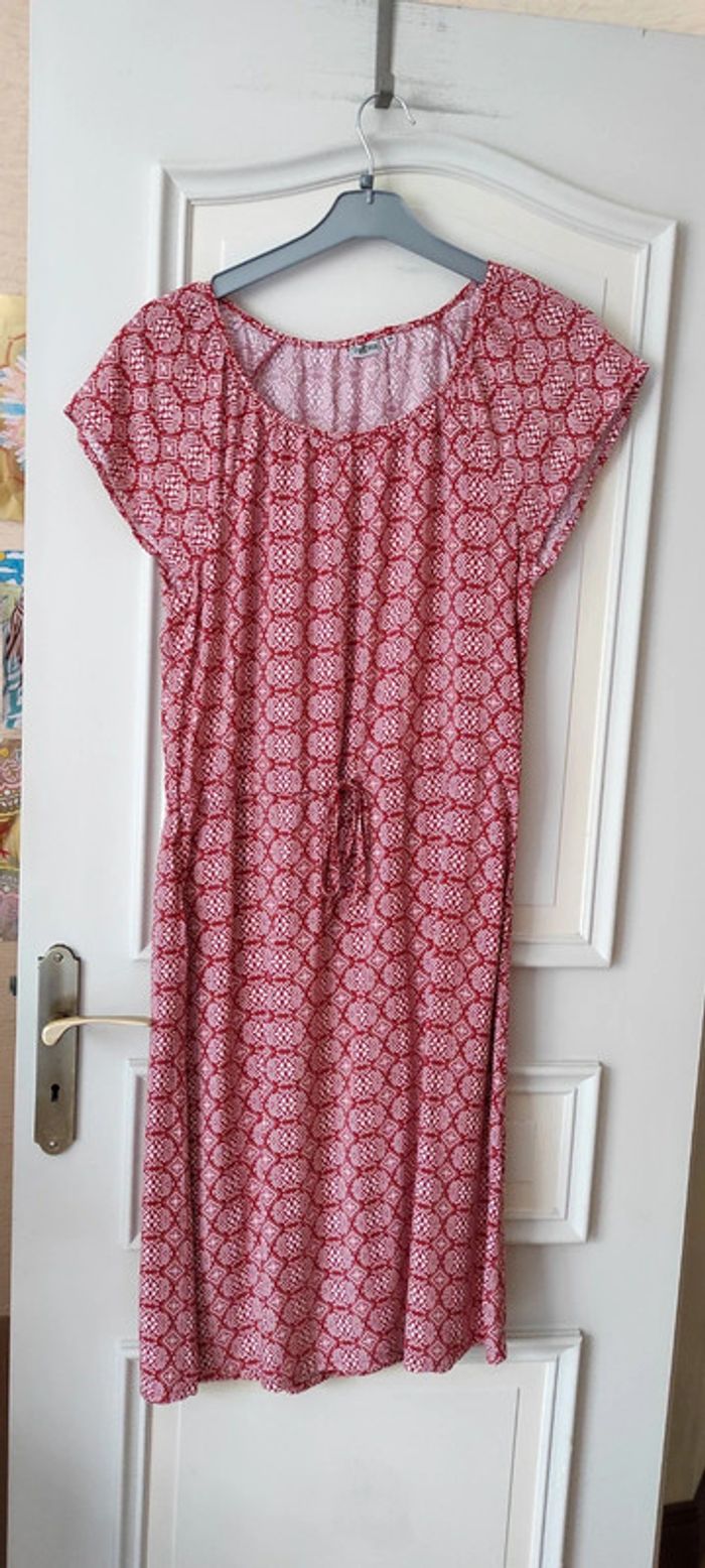 💐Robe - Up Fashion - taille 38 - Très bon état💐