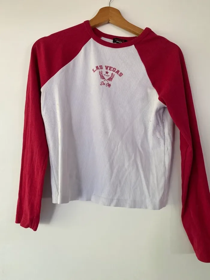 Pull blanc bordeaux