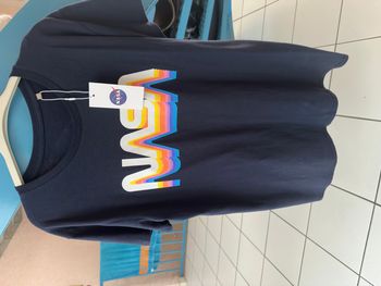 Tee shirt bleu marine NASA taille 38 NEUF avec étiquette