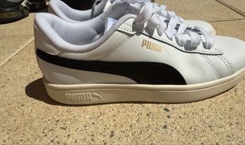 Baskets Puma blanches - Taille 38 NEUVE