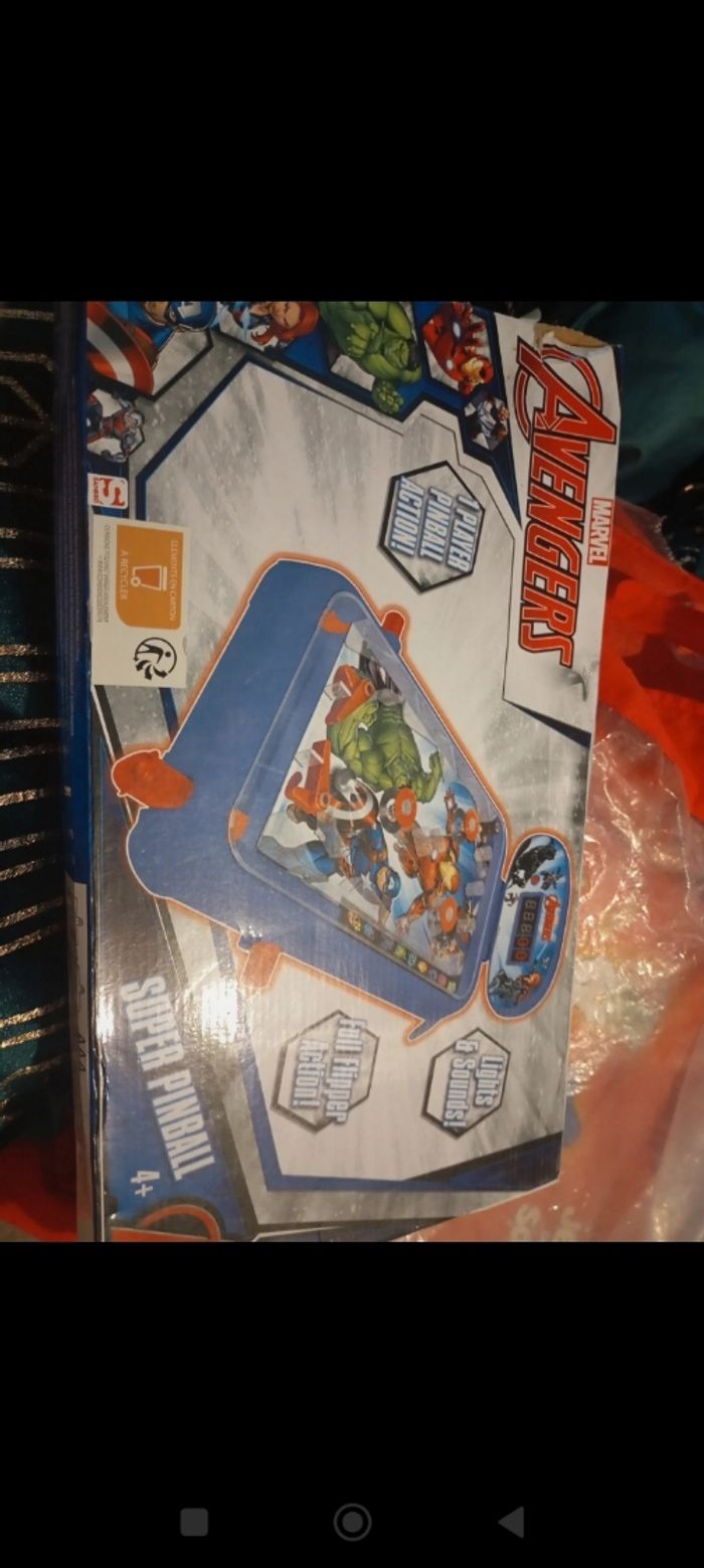 Flipper avengers