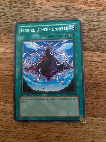 Carte Yu-Gi-Oh! Fissure dimensionnelle SDDE-FR028 1ère édition