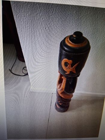  Colonne Cendrier africain sculpté en bois Marron 