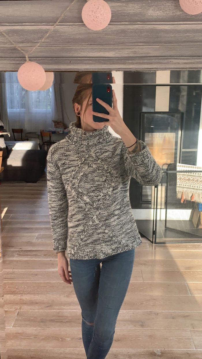 Col roulé noir et blanc - photo numéro 2