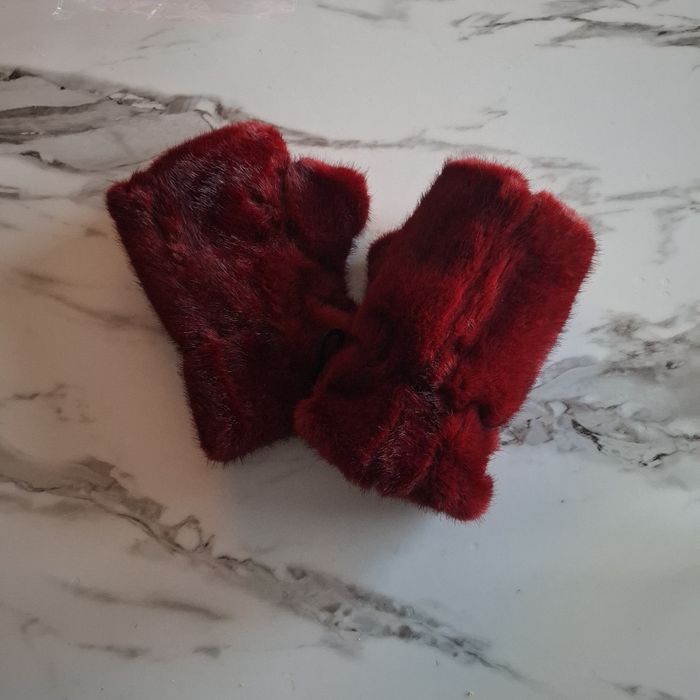 Rouges mitaines - photo numéro 2