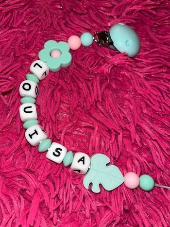 Attache tétine personnalisée