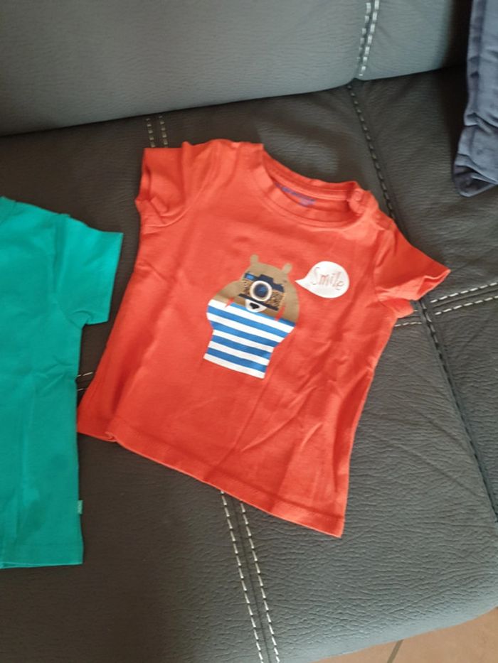 2 tee-shirt manches courtes 6 mois - photo numéro 3