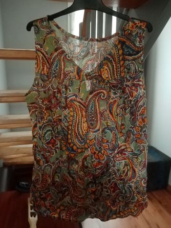 Tee-shirt taille 40(16ans)