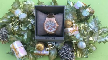 Magnifique Montre Guess