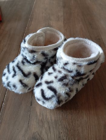 Chaussons chaud taille 17