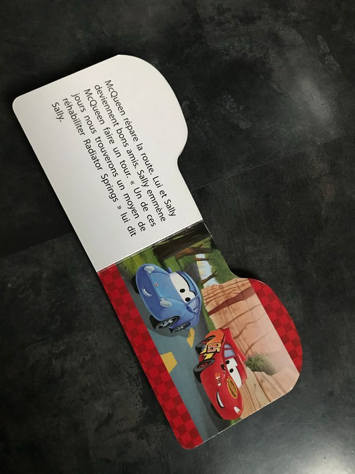 Livre pour enfant Cars voici Sally Disney Pixar - photo numéro 7