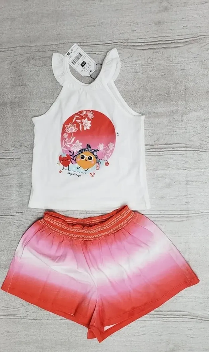 Ensemble Sergent major 6ans débardeur et short blanc et rouge Kuemiette