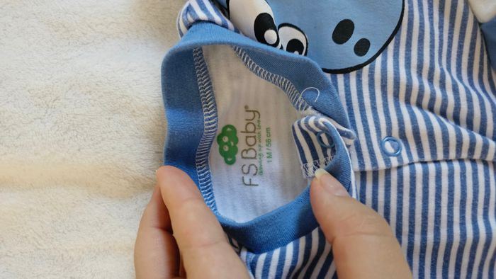 Ensemble de choses pour un bébé de 1 mois - photo numéro 3