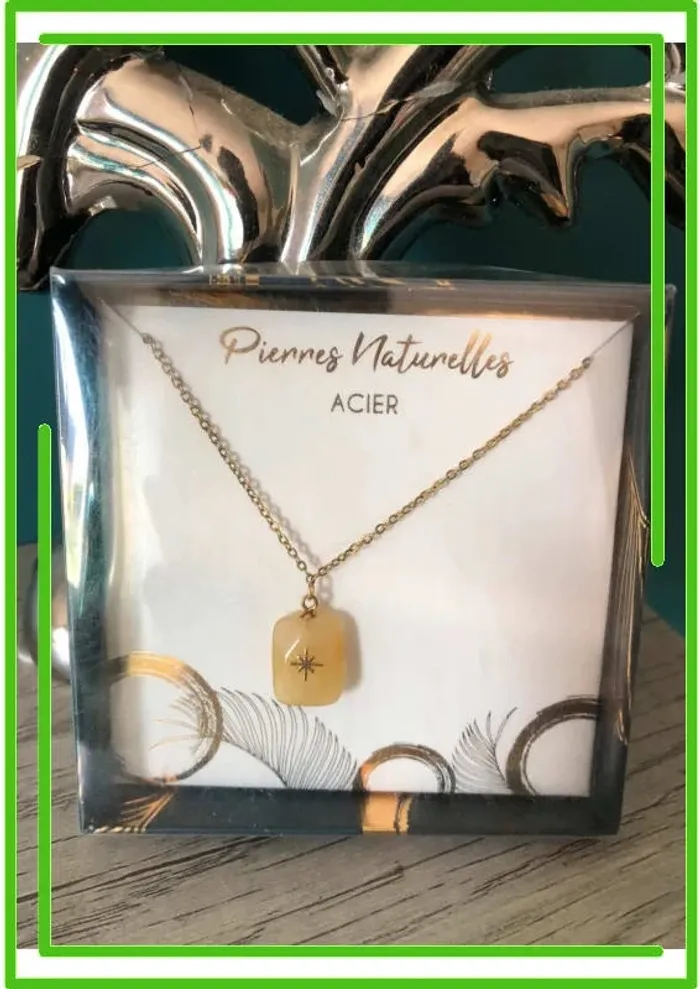 Collier pierres naturelles
