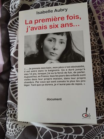 Livre "La première fois j'avais six ans"