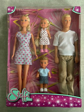 Famille poupée barbie