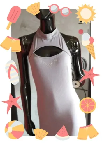Robe courte et moulante dos nu sexy