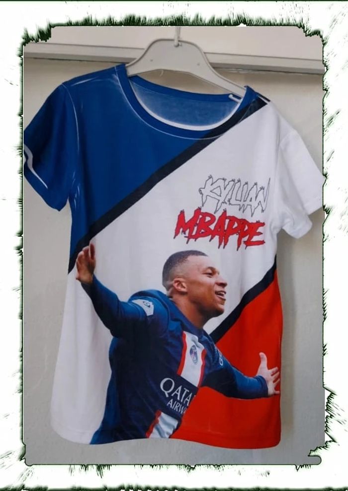 T-shirt Mbappe 4 ans neuf