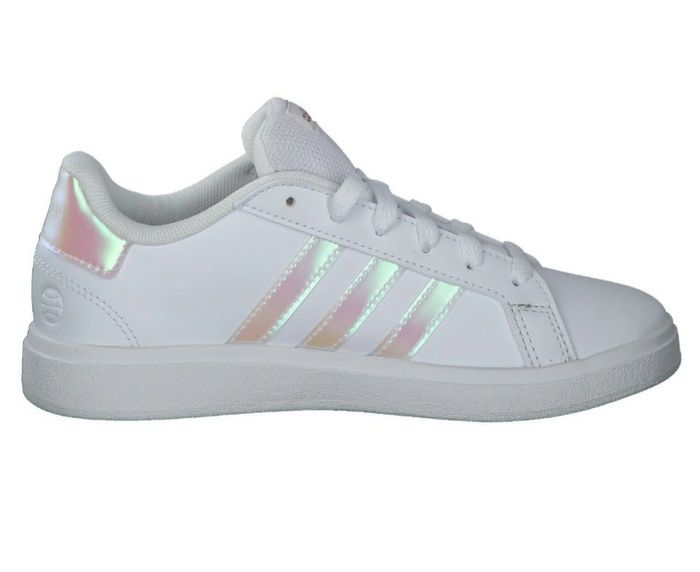 Basket adidas neuve - photo numéro 3