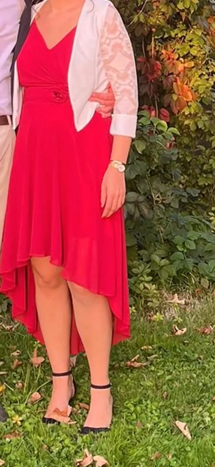 Robe rouge taille M/L - photo numéro 7