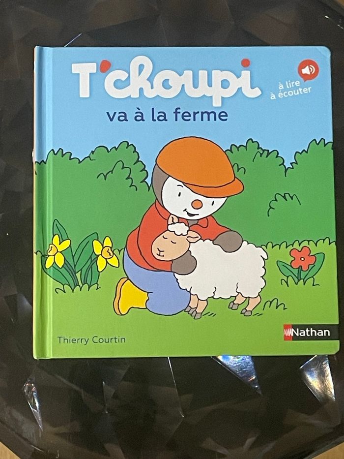 Livre Tchoupi va à la ferme