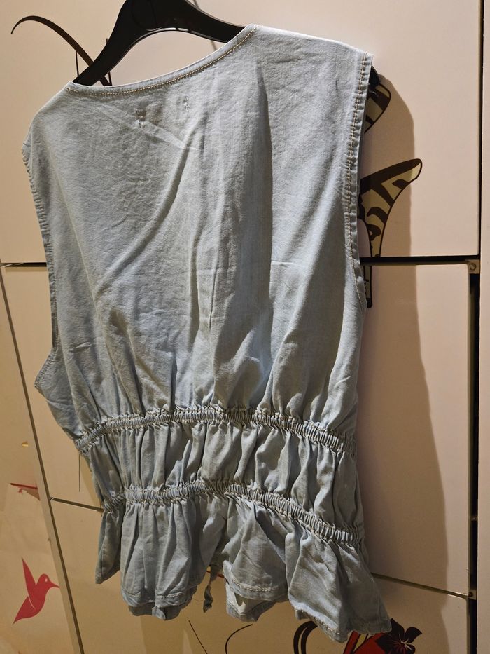 Gilet effet denim bleu clair à nœuds T.XL 42/44 Primark neuf - photo numéro 3