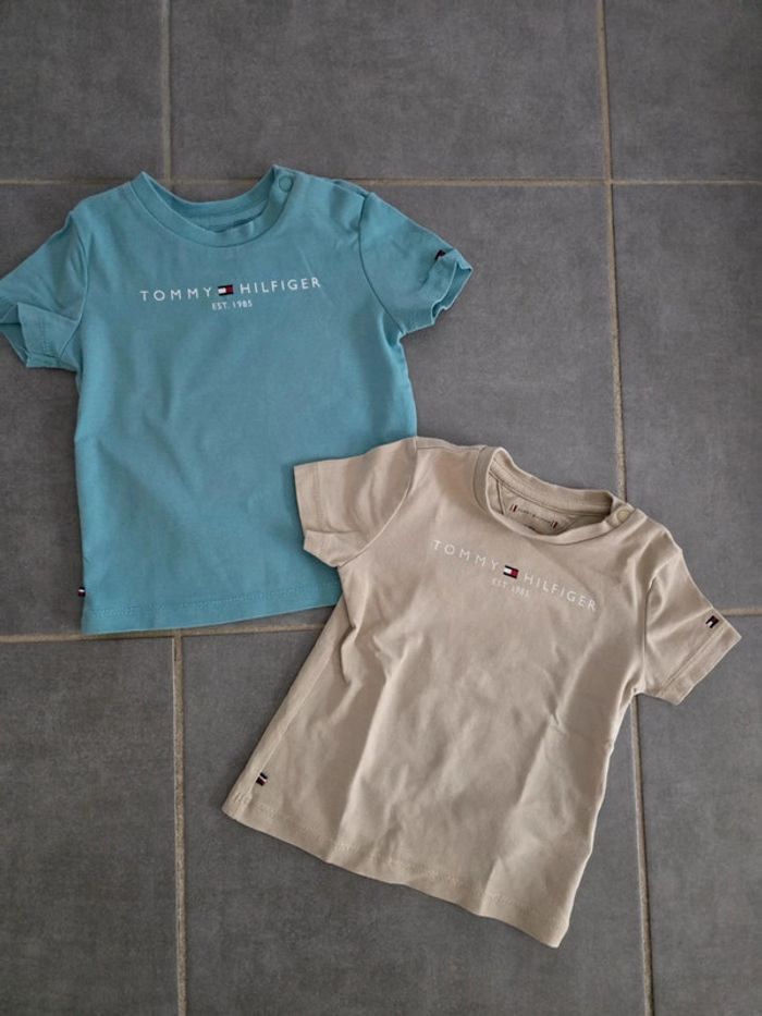 Lot de 2 tee shirt Tommy