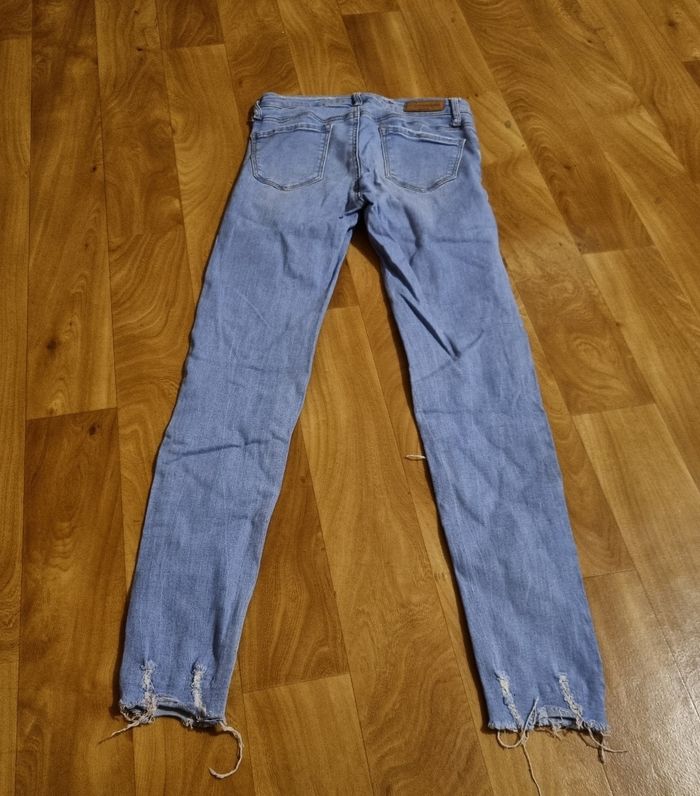 Jean slim tally weijl bleu clair genoux ouvert taille 34 - photo numéro 5