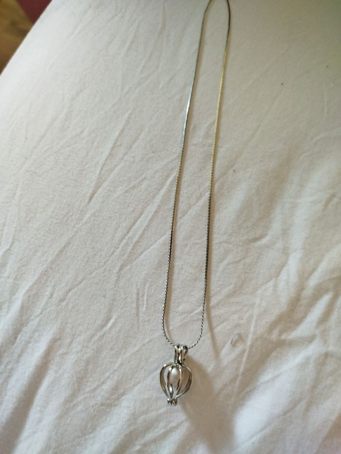 Chaine et pendentif vintage femme