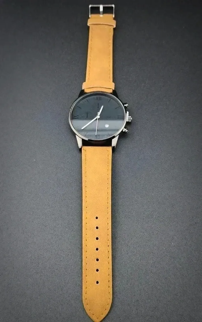 Montre brun-noire, style vintage, date, homme - photo numéro 3