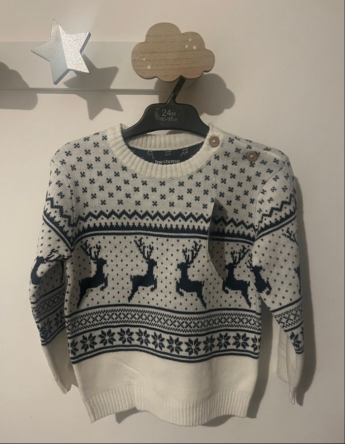 Pull de Noël neuf 24 mois