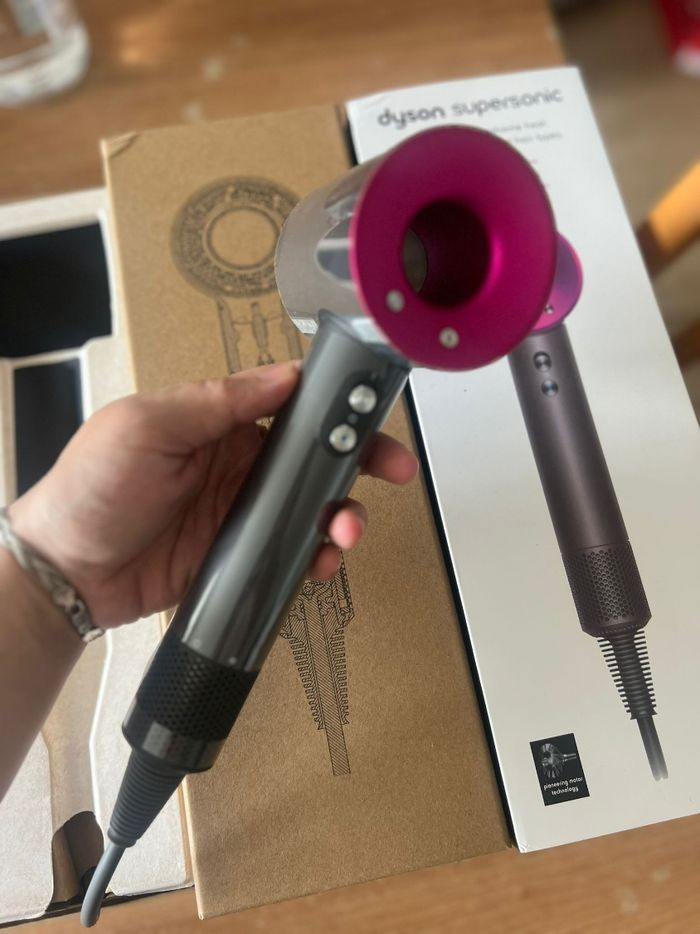 Dyson , sèche cheveux, Supersonic - photo numéro 8