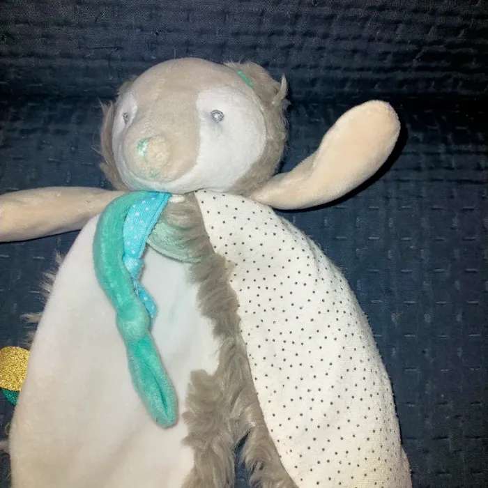 Doudou ours gris, blanc plat collection frisounours Baby nat - photo numéro 2