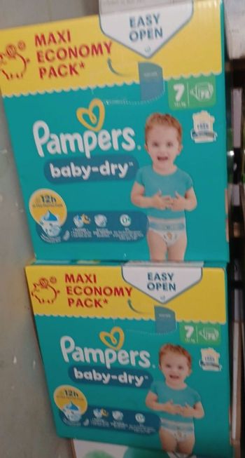 Couches pampers baby dry T7