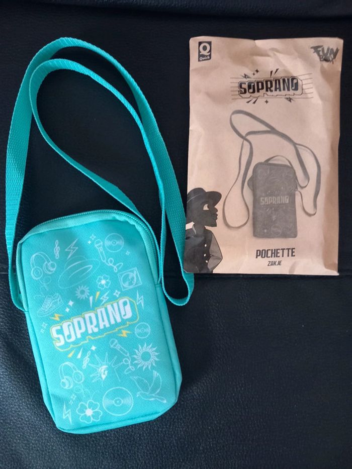 Pochette Soprano