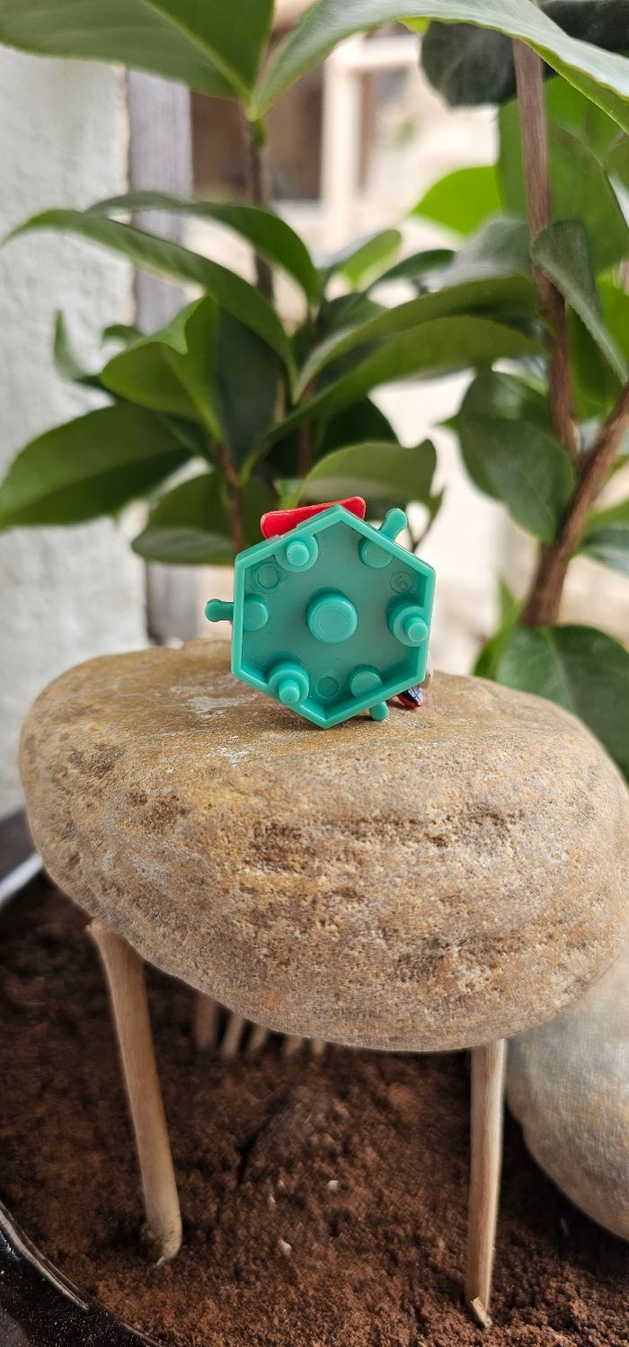 Petite Figurine Pokemon Nintendo avec socle Colhomard - photo numéro 4
