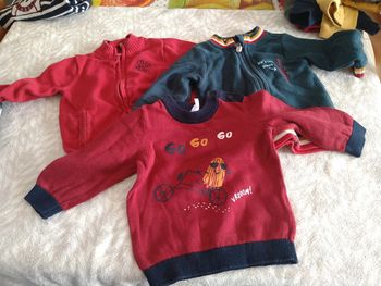 2 gilets et 1 pull orchestra 6 mois