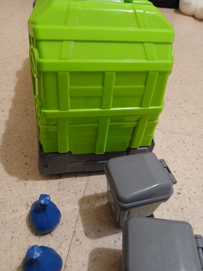 Camion de poubelle et accessoires - photo numéro 4