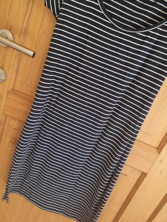 Robe marine Kiabi ligné en bleu marine et blanc M - photo numéro 4