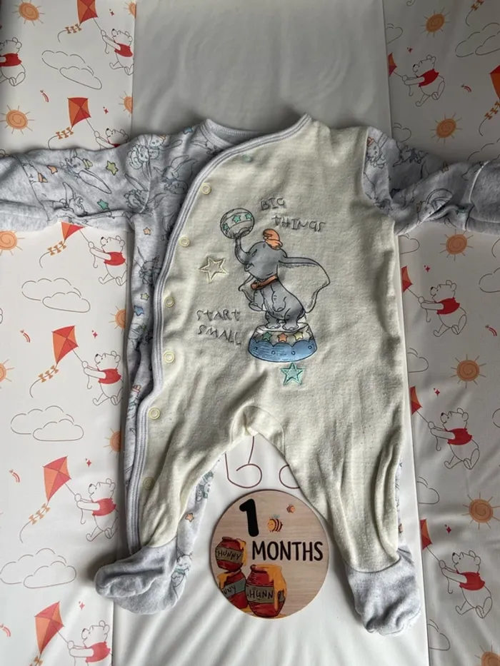 Pyjama été taille 1 mois Dumbo
