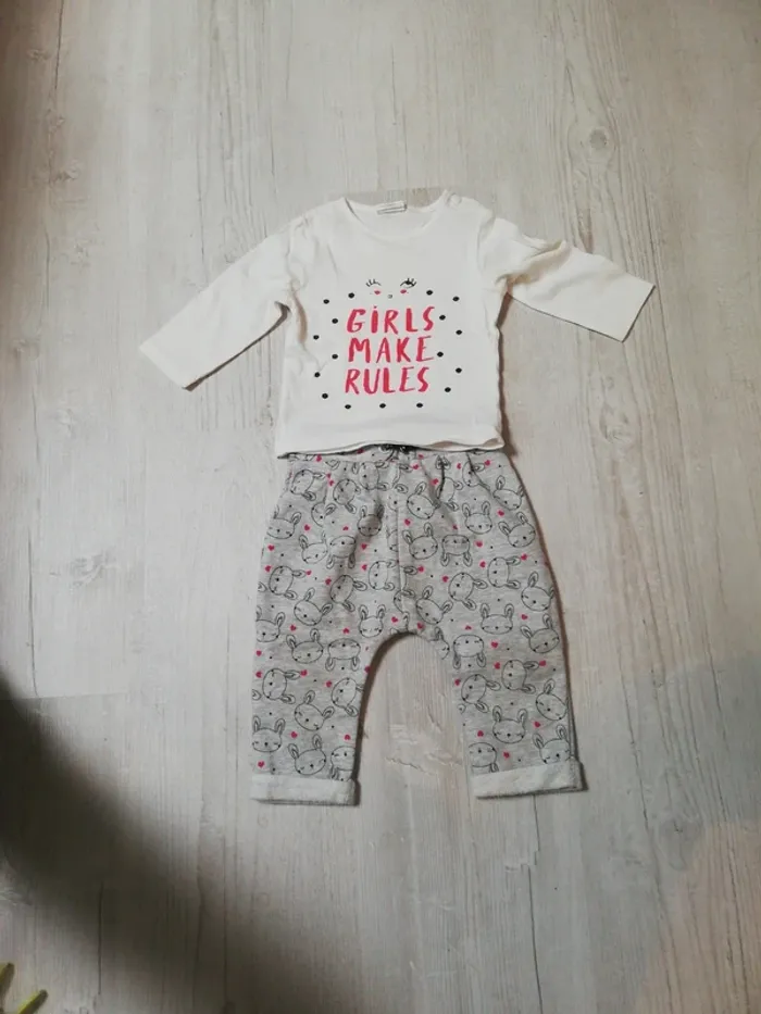 Jogging et t-shirt kiabi 6 mois