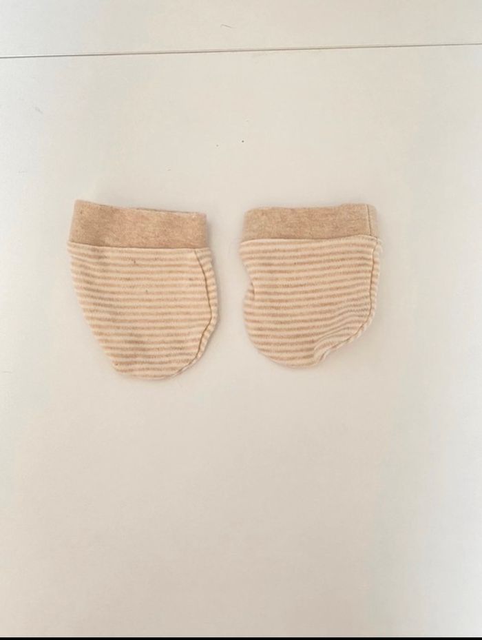 4 gants - photo numéro 2
