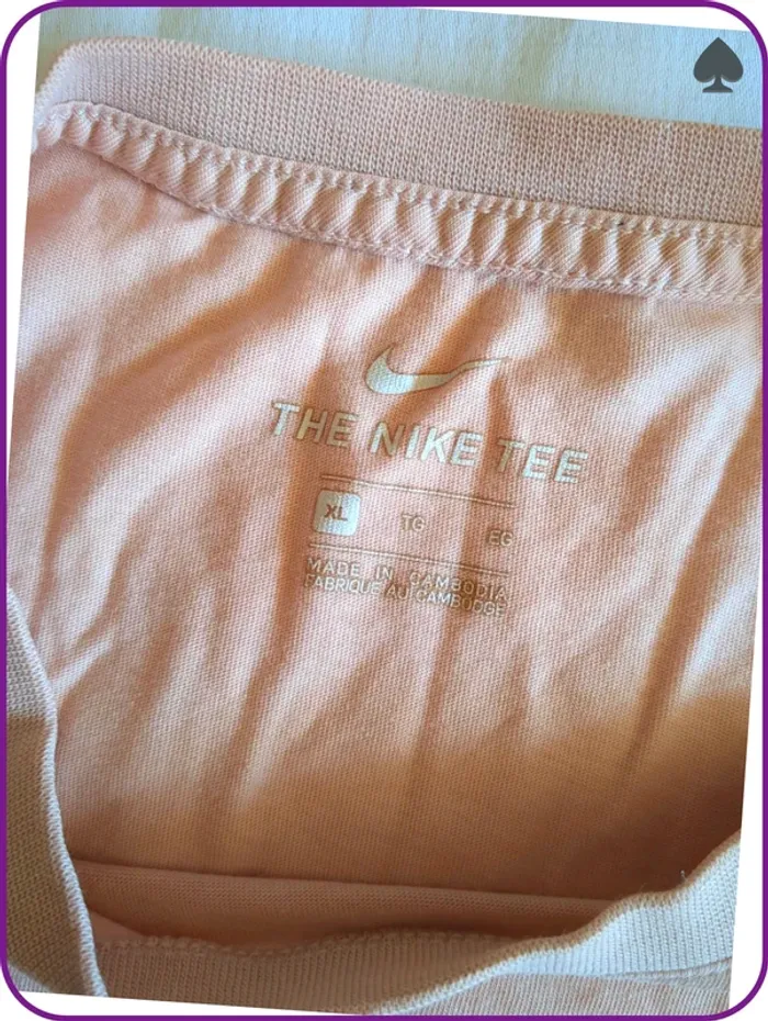 T shirt Nike Tee femme XL - photo numéro 3