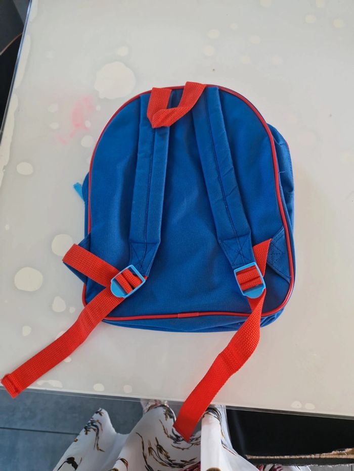 Sac a dos spiderman - photo numéro 2