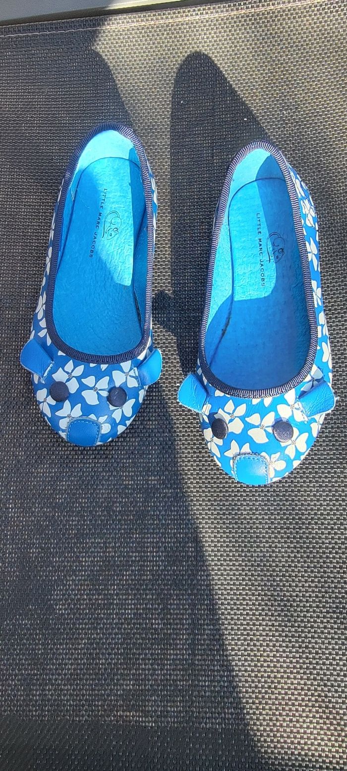 Chaussures 24