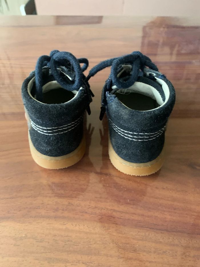 Chaussures Kickers bébé p 21 - photo numéro 5