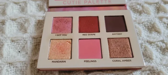 Coral cutie palette nabla - photo numéro 3